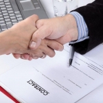 5 thỏa thuận trái pháp luật khi ký hợp đồng lao động bạn nên biết