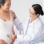 Nghỉ dưỡng thai theo chỉ định của bác sĩ: 5 thắc mắc thường gặp